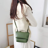 Womens Small Casual Vegan Leather Shoulder Bag - Presidential Brand (R)